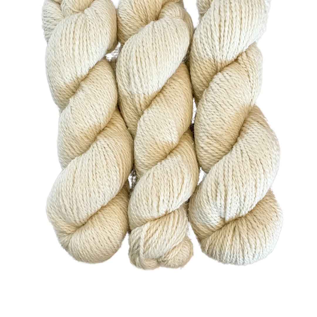 Cream Light Worsted Alpaca Yarn